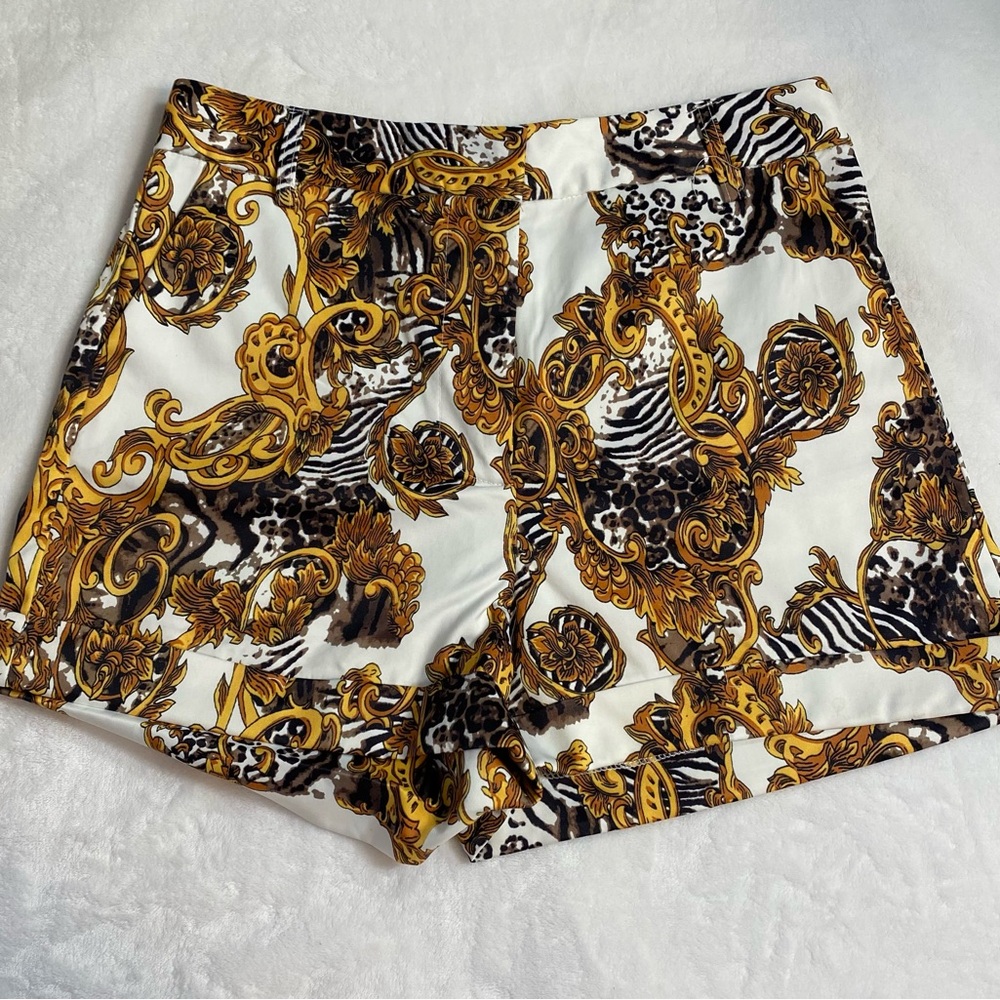 Versace Women's Baroque Print Shorts - White and Gold